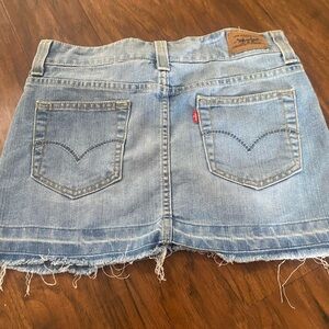 Levi's Classic Blue Denim mini skirt size 9